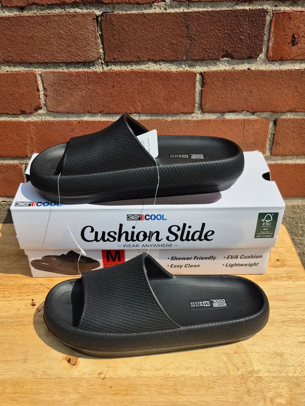 32 Degree Medium Cloud Black Slides - New